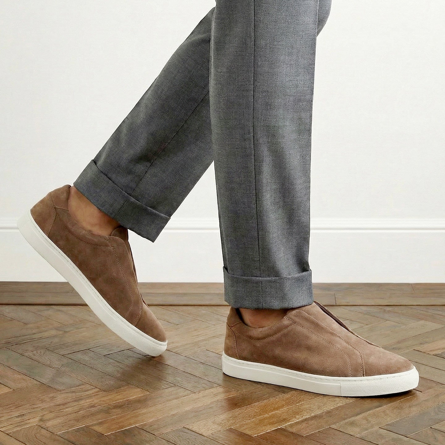 Men's Retro Sport Sneakers - Relient (view 2)